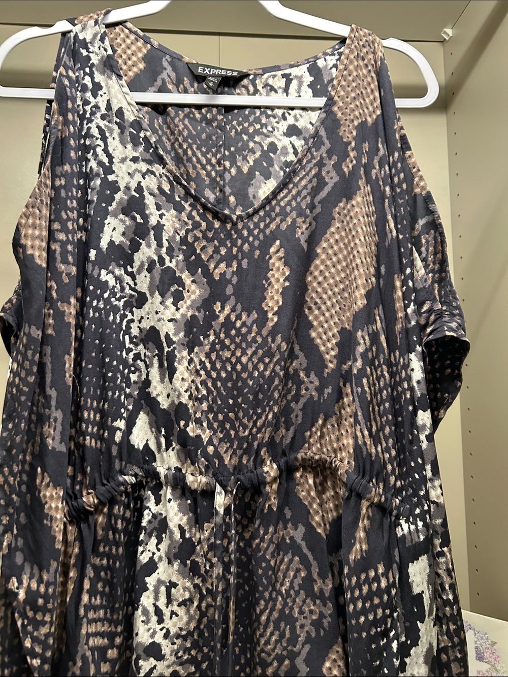 Express Kimono Draw String Waist Snake Print Top size Medium